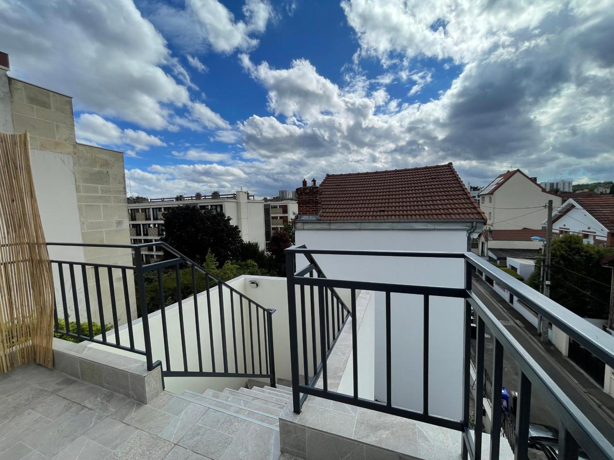 Appartement Avec Terrasse Et Ciel Etoile ! Noisy-le-Sec Extérieur photo